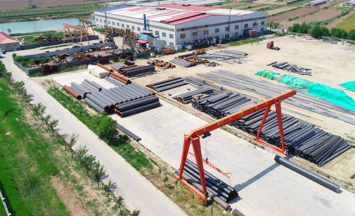 恒誠管道產品吊裝區(qū)