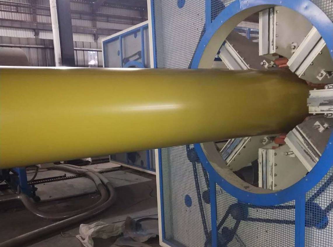 保溫管皮套設(shè)備